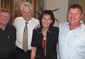 Minister Alan Winde ondersteun Gansbaai entoesiasties